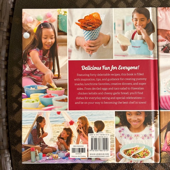 American Girl Kitchen Cookbooks Cooking/Baking set of 2 - Picture 3 of 8